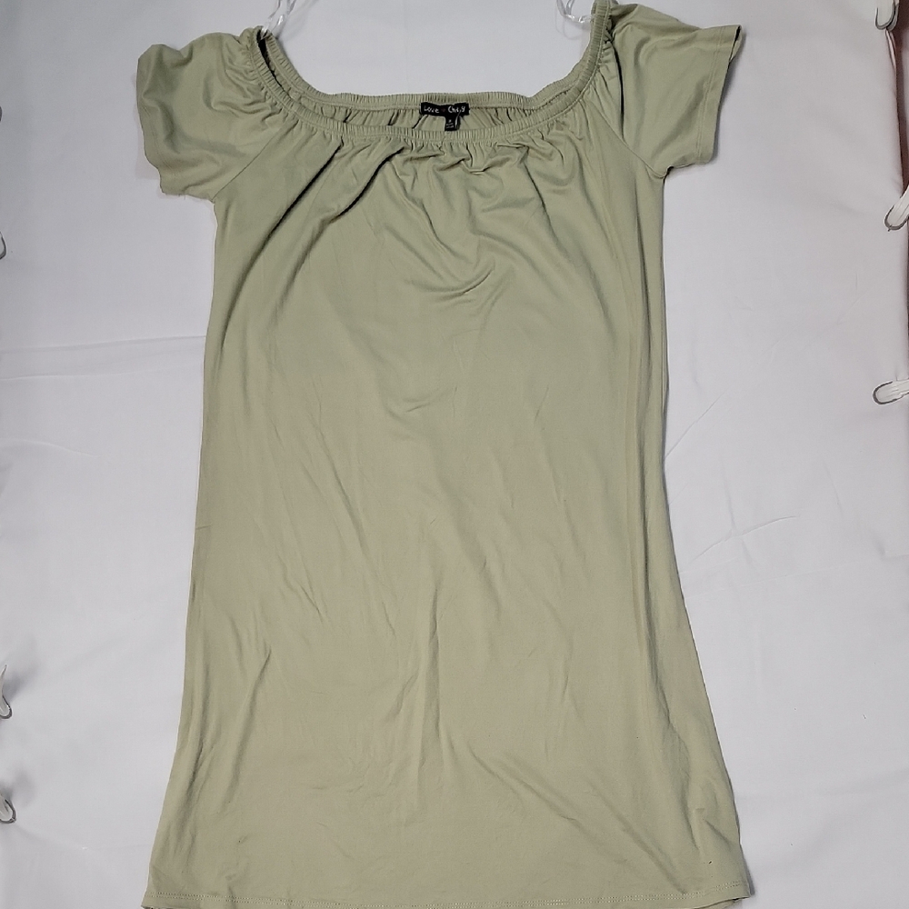 GAP Sage Green Off-Shoulder Blouse